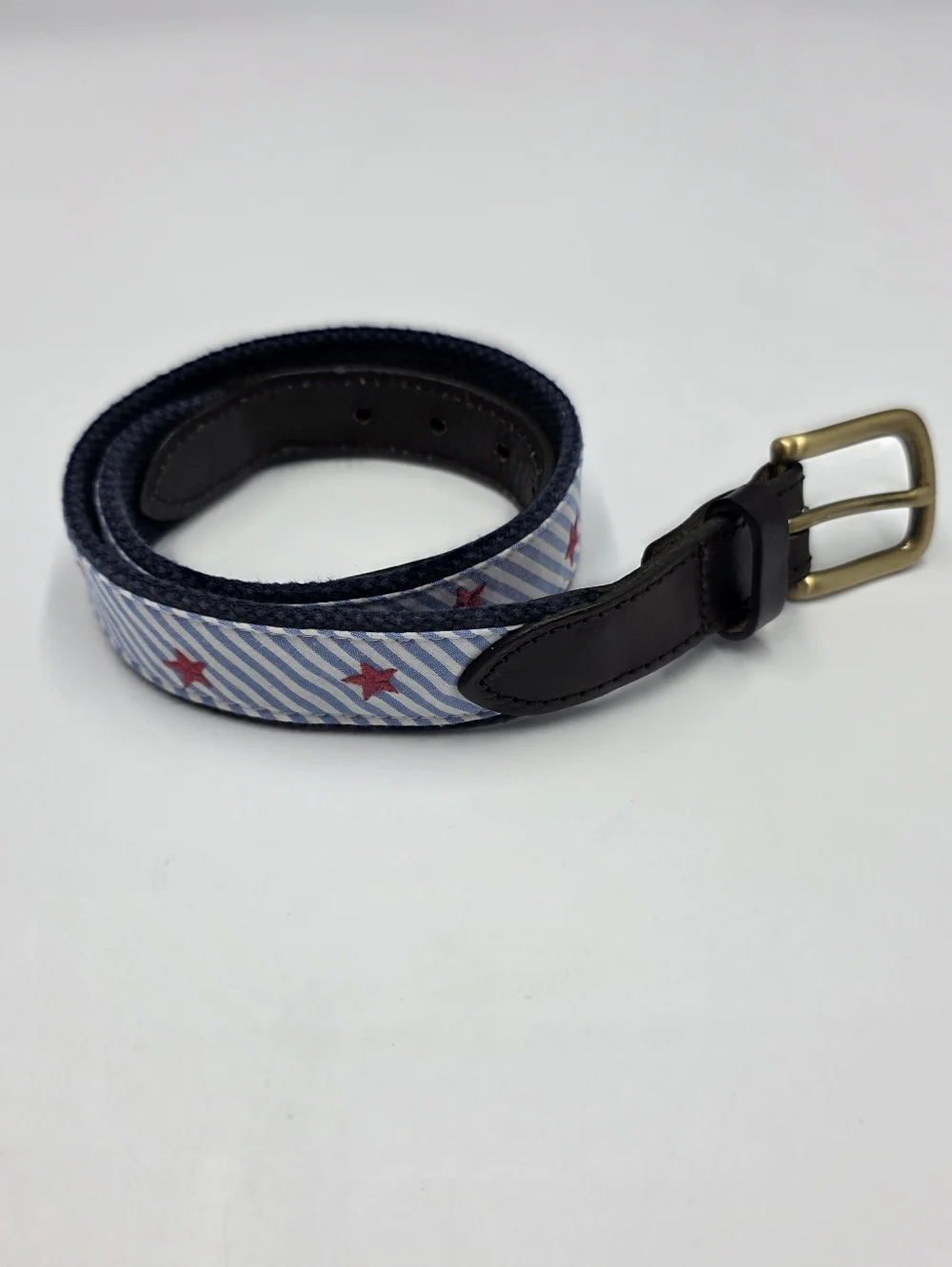 Vineyard Vines boys' patriotic belt size 24